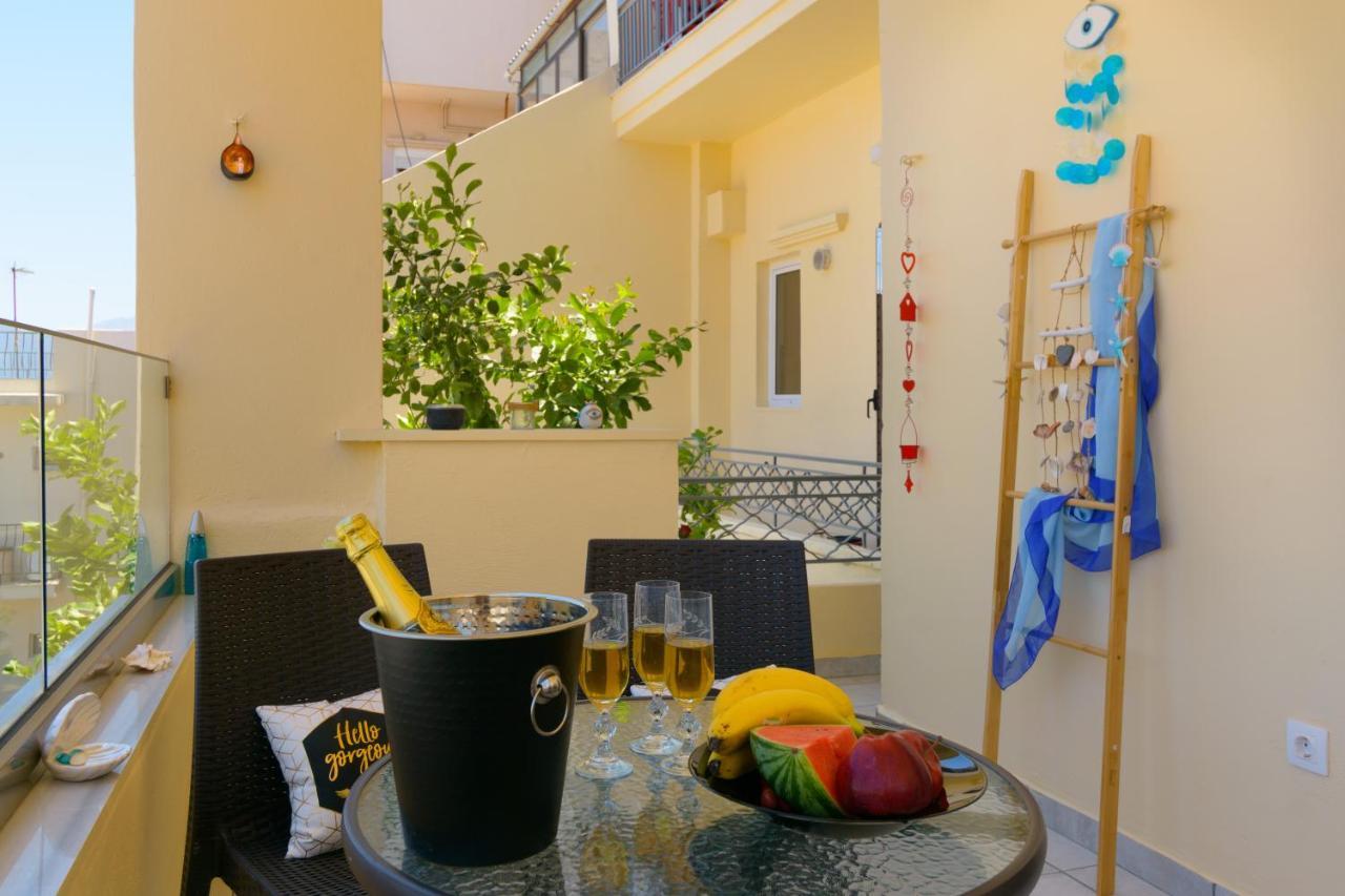 House For Families Near The Lake Agios Nikolaos  Exterior photo